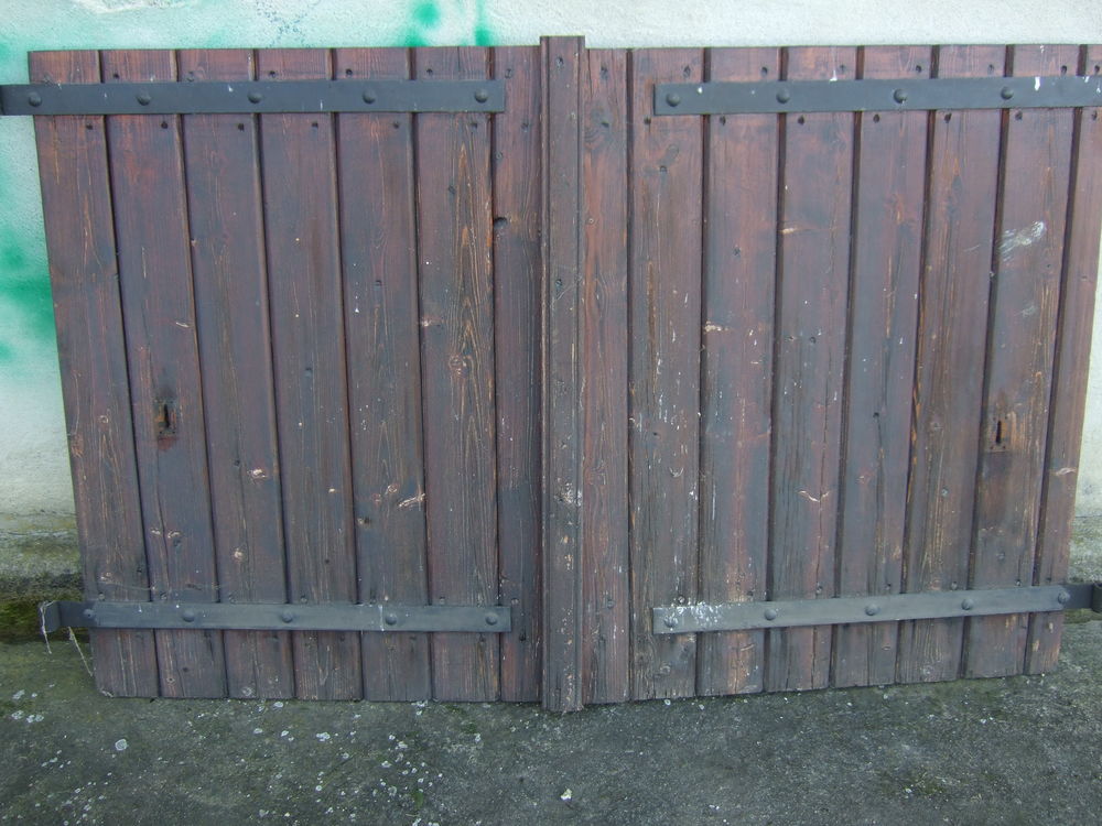 VANTAUX FENETRES, VOLETS BOIS Bricolage
