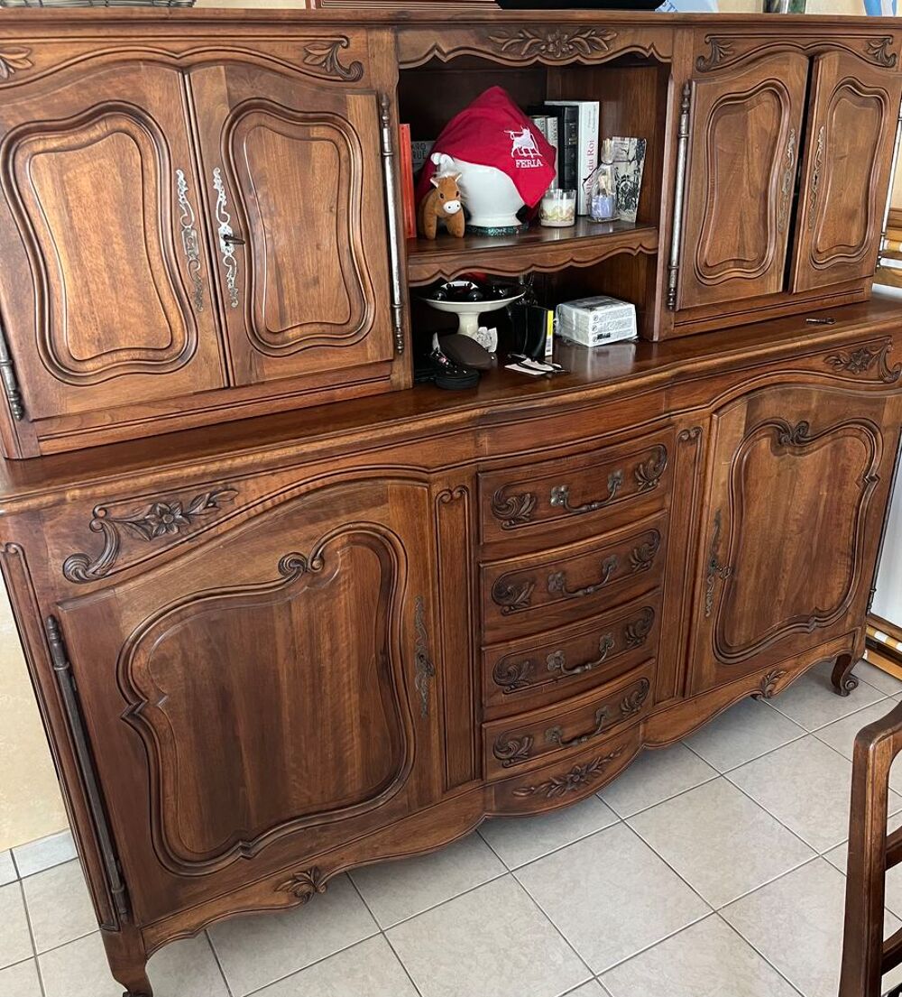 Meubles anciens de style en tr&egrave;s bon &eacute;tat g&eacute;n&eacute;ral Meubles