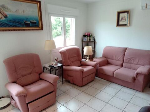salon et ses 2 fauteuils relax lectrique avec ses 2 command 400 Saint-Gilles (30)