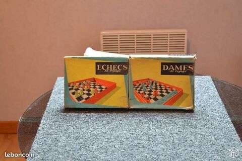 2 jeux dames et checs voyage et autres jeux  livres vintage 0 Mrignies (59)