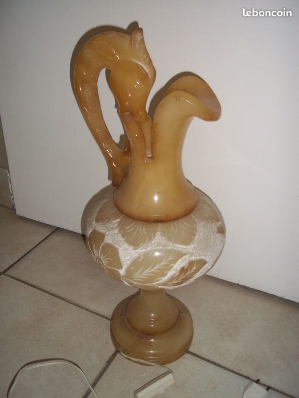 LAMPE DE CHEVET EN ALBATRE Décoration