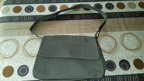 Petit  sac  gris 5 Meyzieu (69)