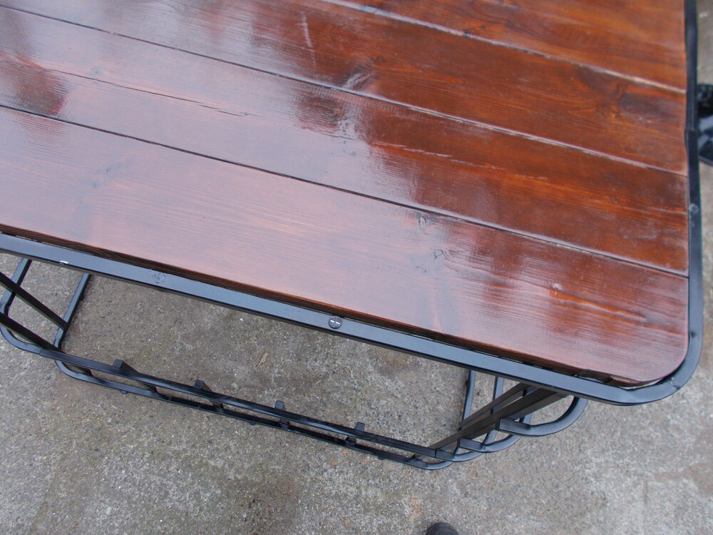 TABLE HAUTE Meubles