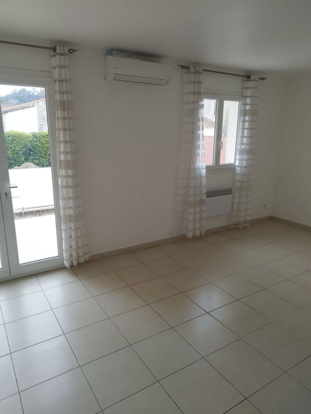 Vente Maison Maison avec piscine et garage Saint-Étienne-du-grès