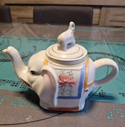 théière vintage éléphant 20 Cormeilles-en-Parisis (95)