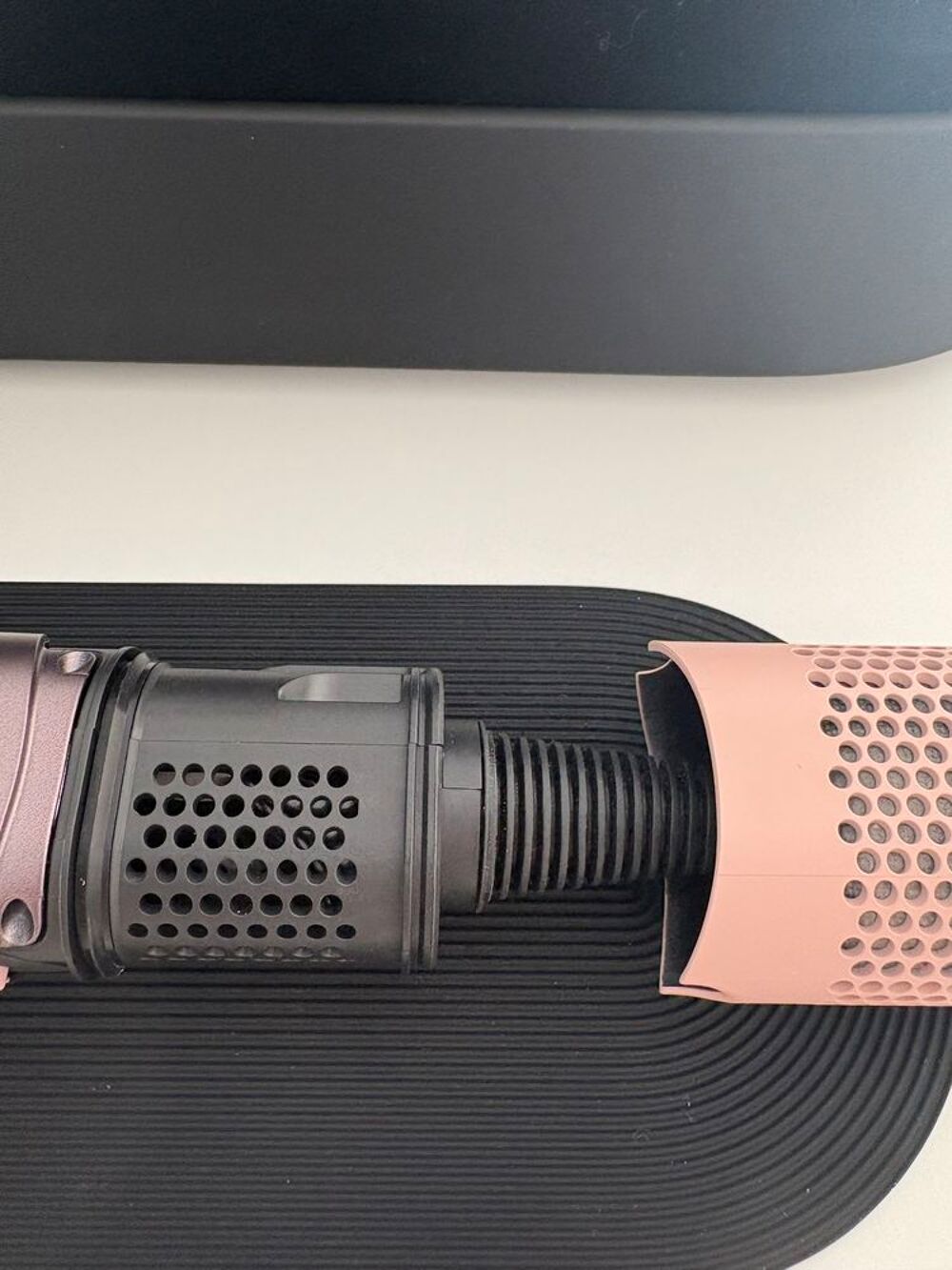 Lisseur Dyson Airstrait Electrom�nager