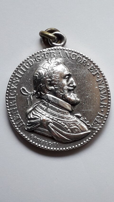 MEDAILLE HENRI IV Le Grand en bronze argenté
50 Salon-de-Provence (13)