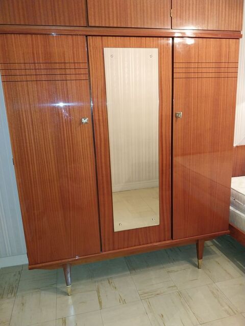 chambre � coucher Acajou ann�e 1970 200 Noisy-le-Sec (93)