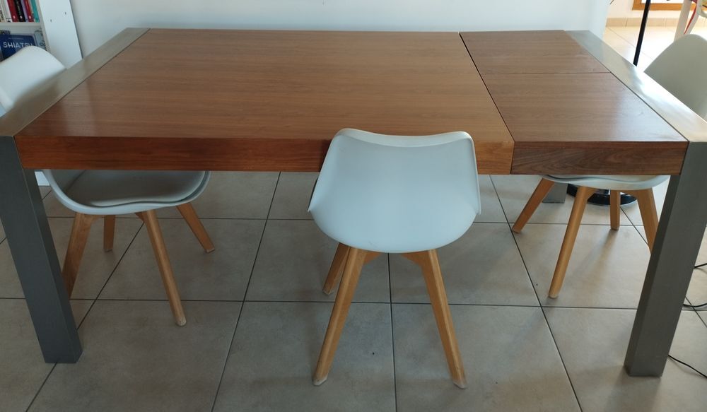 Table en bois massif modulable de 6 &agrave; 10 personnes Meubles