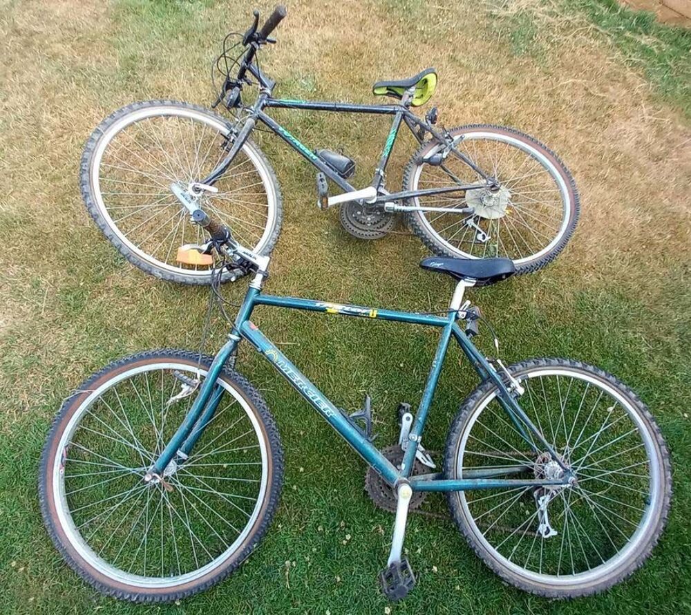 V&eacute;lo pour pi&egrave;ces Vélos