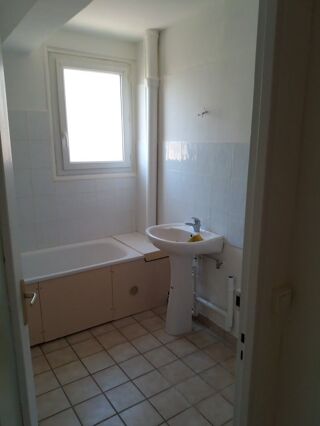  Appartement � louer 3 pi�ces 50 m� Dijon