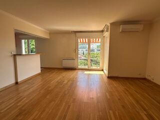  Appartement � vendre 4 pi�ces 82 m�