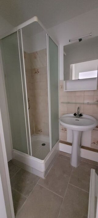  Appartement à louer 2 pièces 25 m²