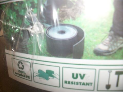 bordure de jardin rouleau,100% recycl PE ,15mx12cmNEUF=30e
30 Tonnay-Charente (17)