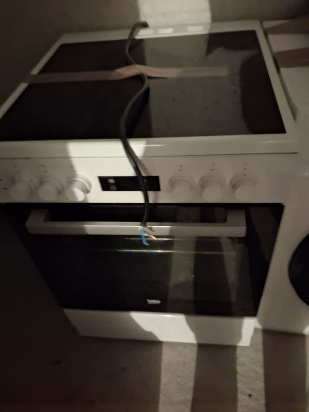 Cuisiniere electrique Electroménager