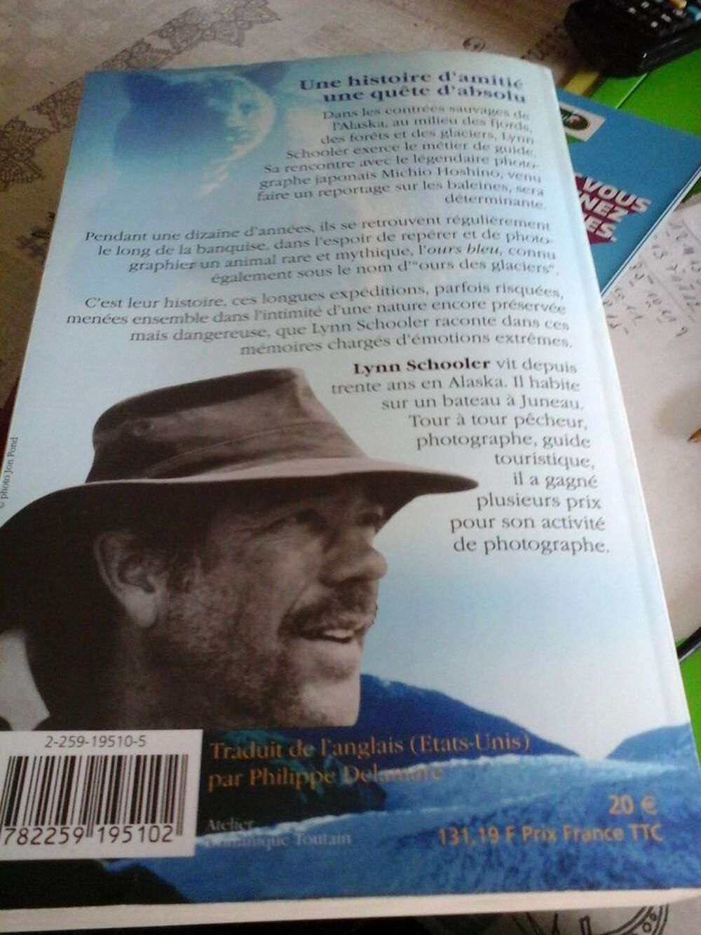 L'ours bleu de LYNN SCHOOLER Livres et BD