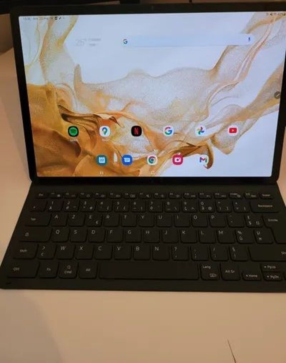 Galaxy S8+ WiFi &amp; Book Cover Keyboard Téléphones et tablettes