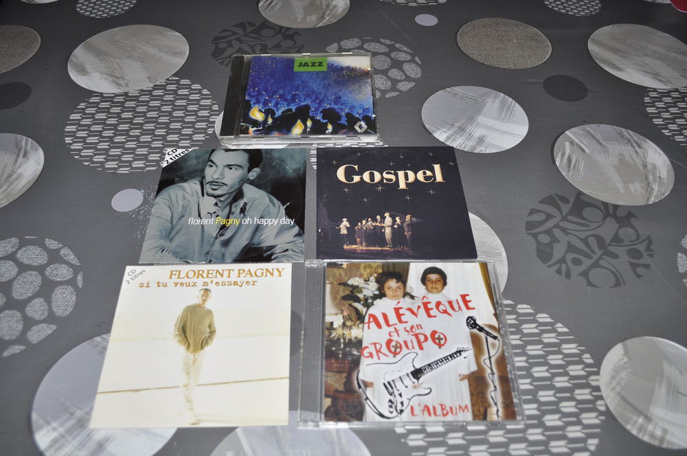 Lot de CD avec entre autre &quot;Christophe Al&eacute;v&ecirc;que&quot; Audio et hifi