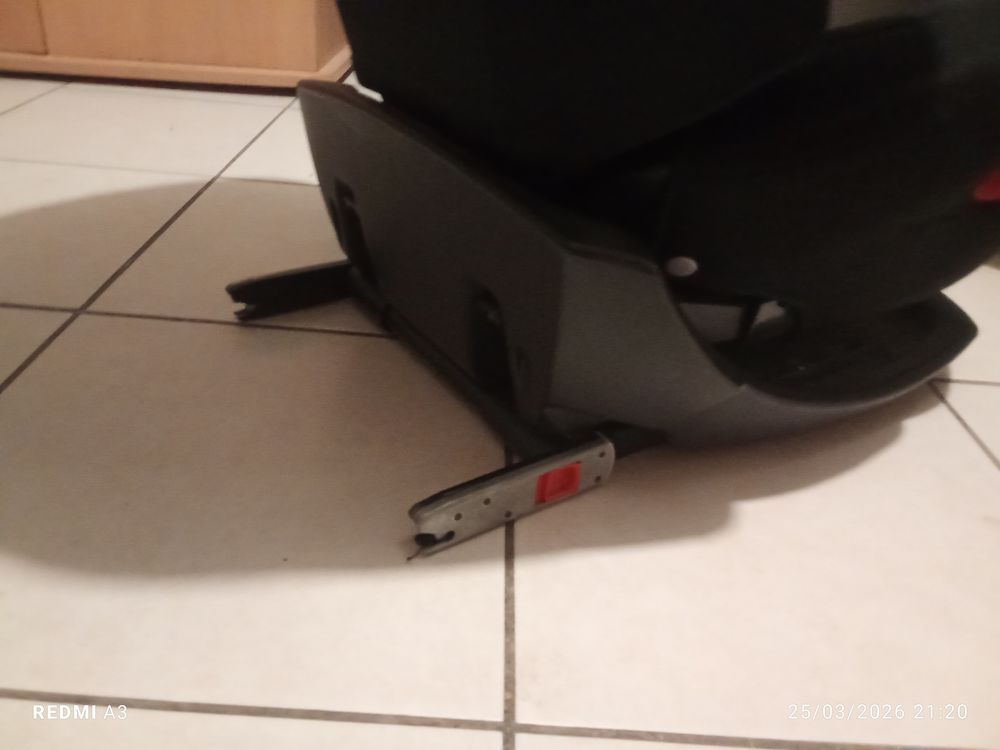 Si&egrave;ge auto 18 mois a 6 ans marque cybex isofix Puériculture