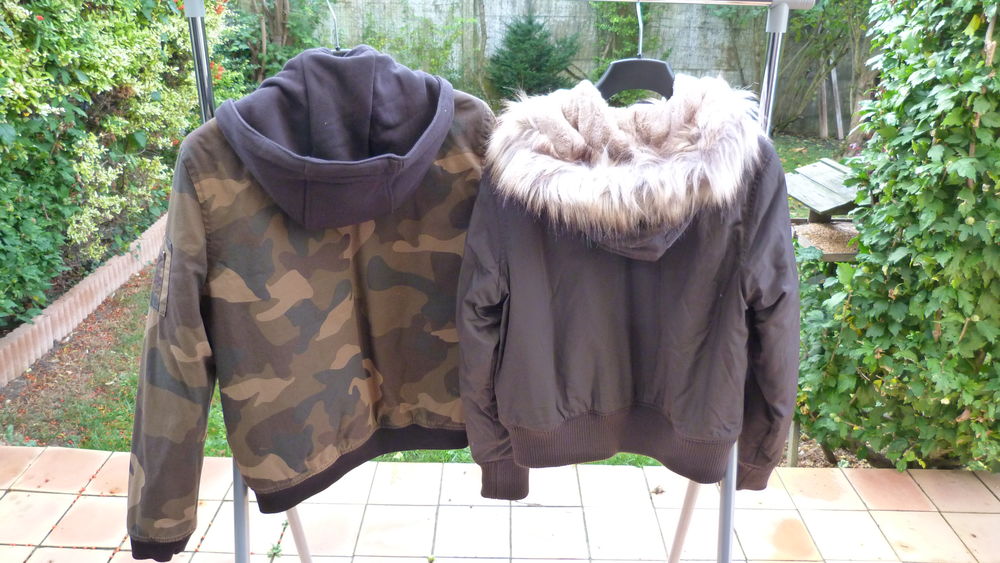 2 blouson femme genre bomber quasi neuf Vêtements