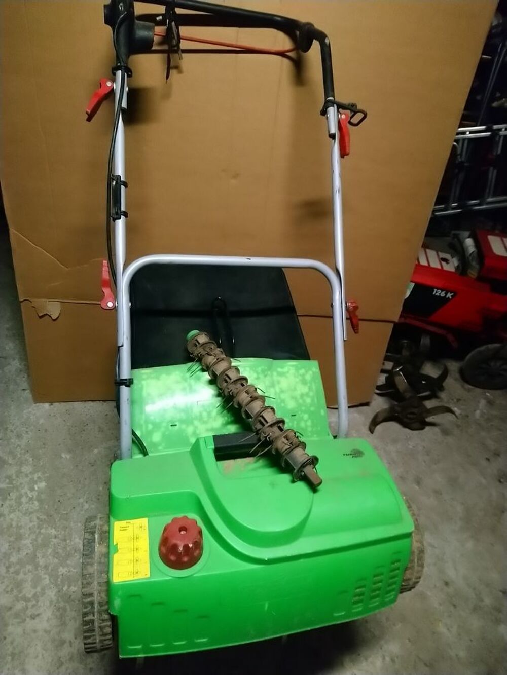 Scarificateur &eacute;lectrique Jardin