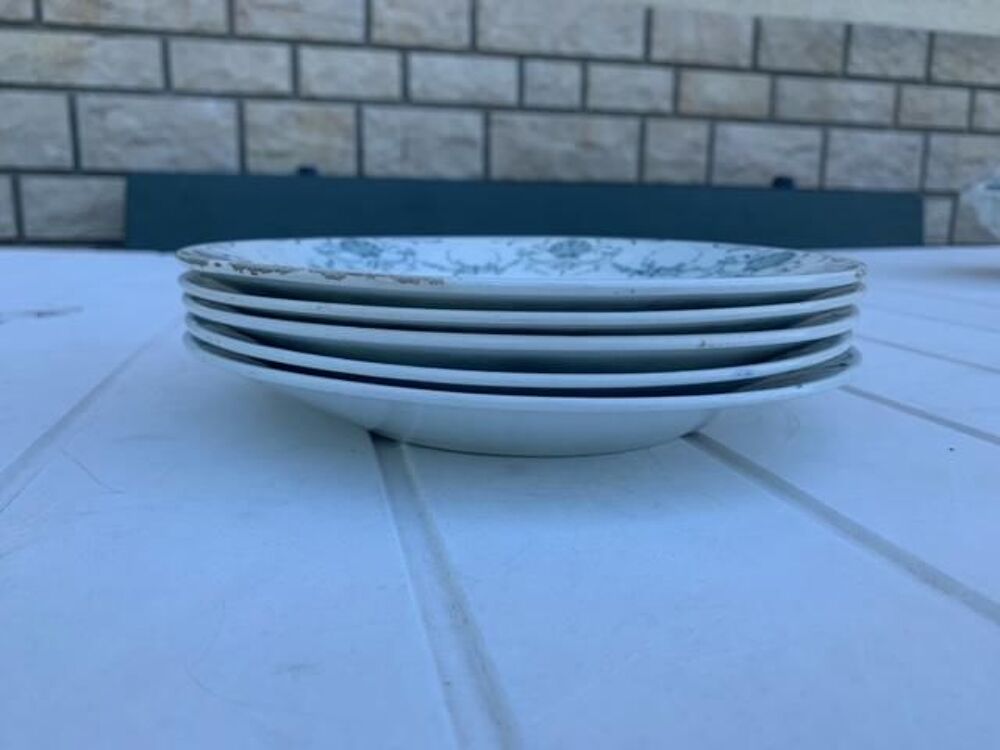 Assiettes guirlande Meubles