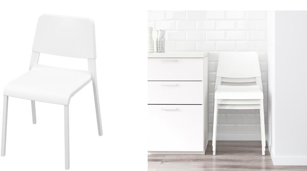 de deux chaises blanches neuves Teodores &agrave; 65 euros. Meubles