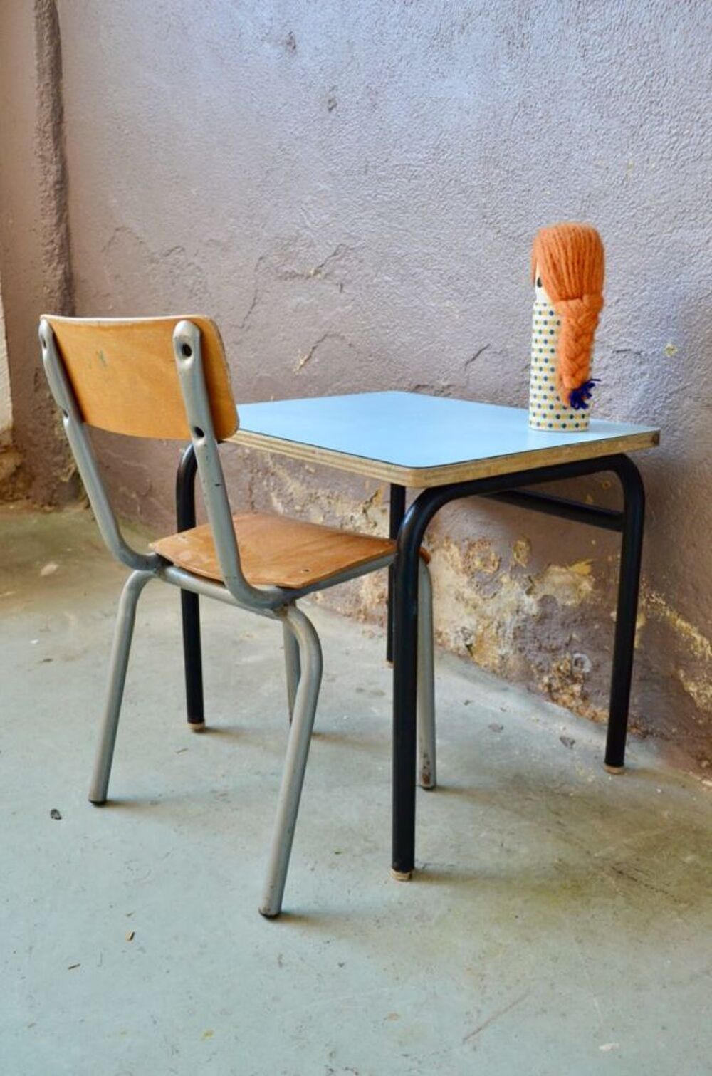 Pupitre bureau d'&eacute;colier et sa chaise pour enfant vintage Meubles