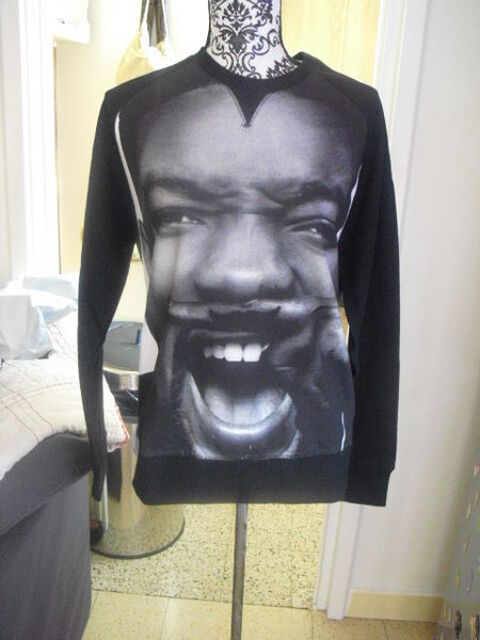 SWEAT noir NEUF étiquetté ELEVENPARIS TAILLE M 17 Lyon 5 (69)