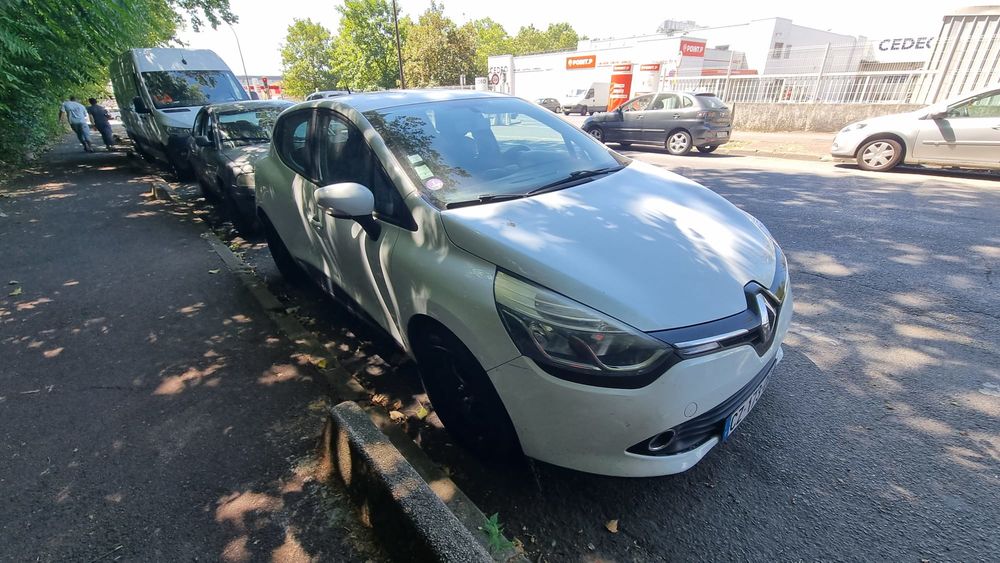 Clio IV 1.2 16V 75 Life 2013 occasion 93190 Livry-Gargan