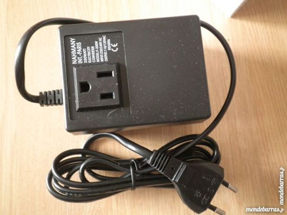 transformateur de prise 110/220 volt Matériel informatique