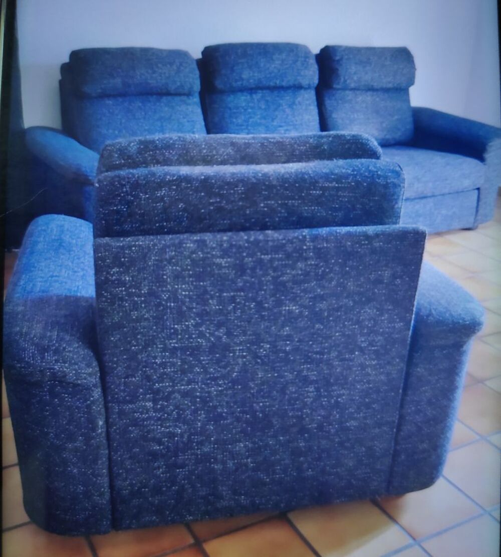 Canap&eacute; et deux fauteuils tissus tout d&eacute;houssables Meubles