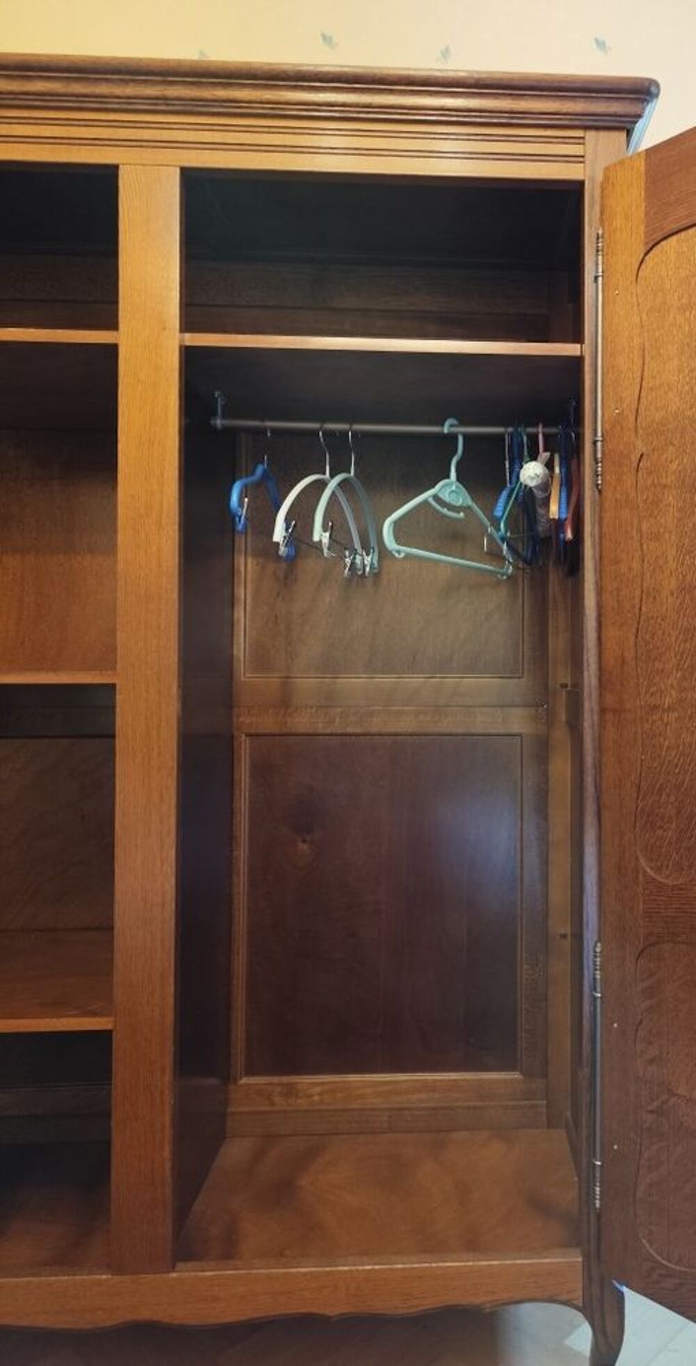 ARMOIRE Meubles