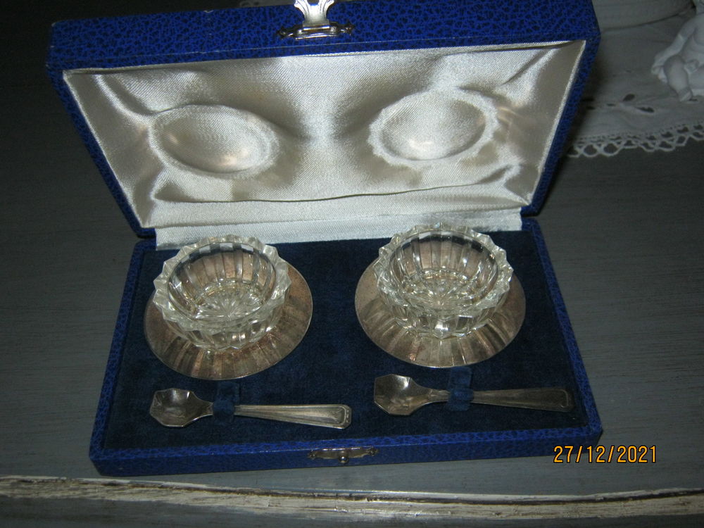 sali&egrave;re et poivri&egrave;re de table Cuisine