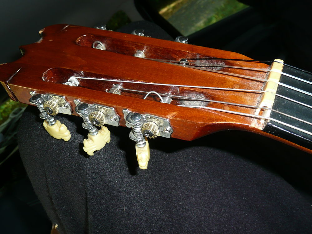 Guitare acoustique d&eacute;butant comme neuve Instruments de musique