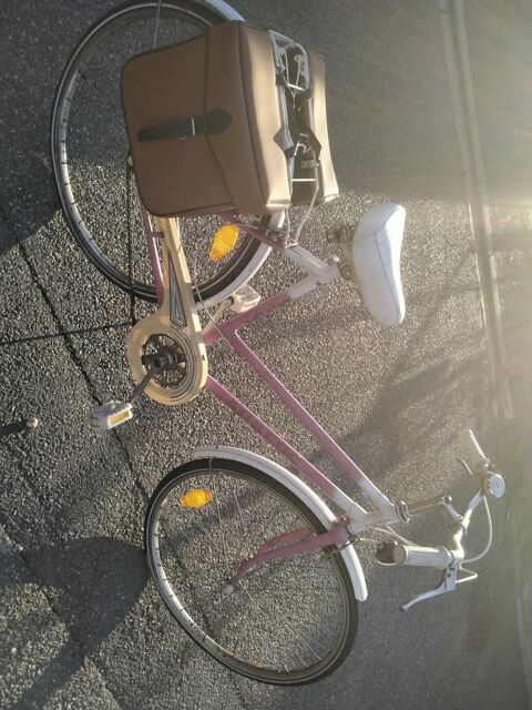 Vlo femme  romet 0 Abrest (03)