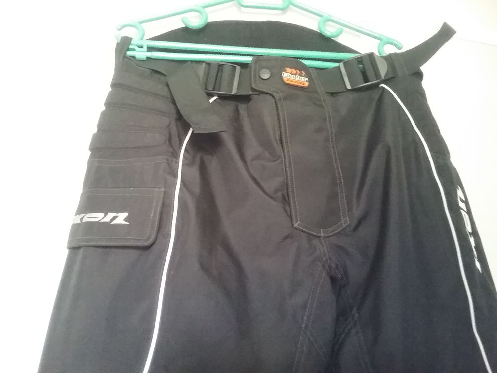 PANTALON MOTO Vêtements
