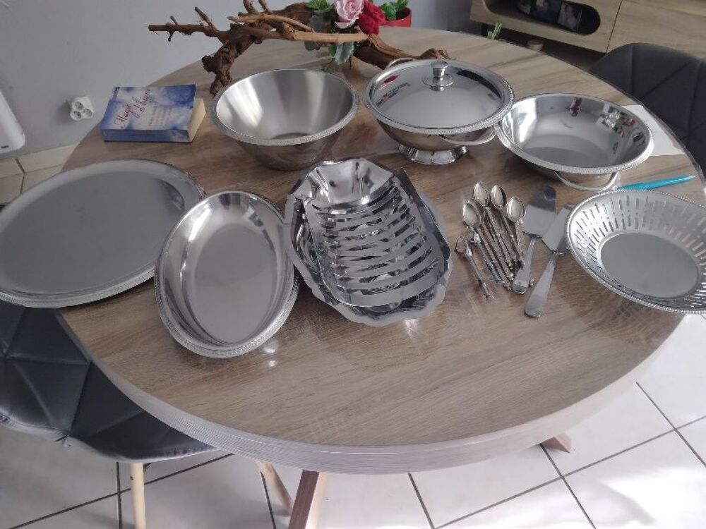 Ensemble plat inox Cuisine