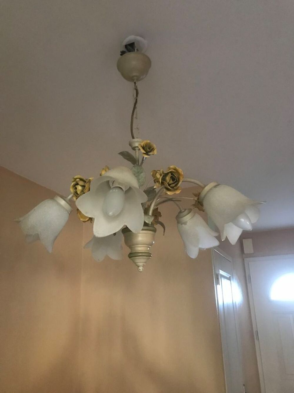 Lustre et autres articles Meubles