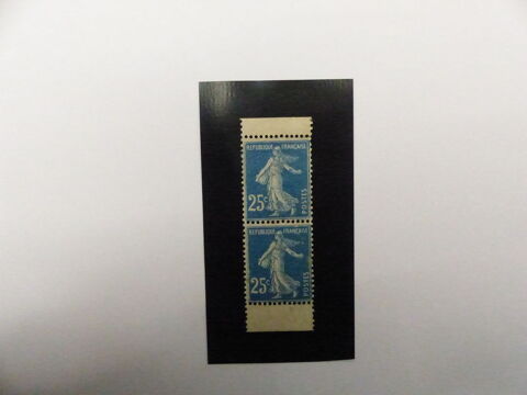 PAIRE  VERTICALE  DE  CARNET  DU  N�  140  NEUF * 45 Le Havre (76)