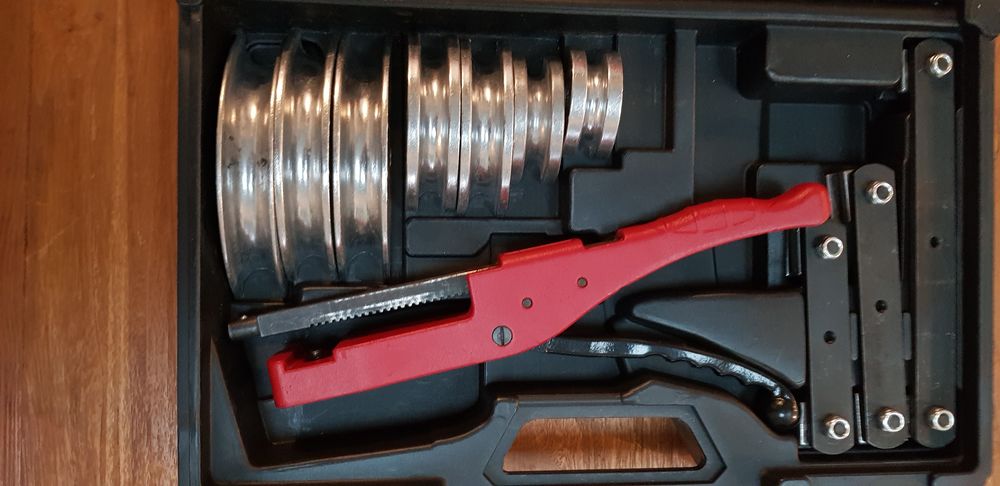 Coffret pince &agrave; cintrer plomberie - neuf Bricolage