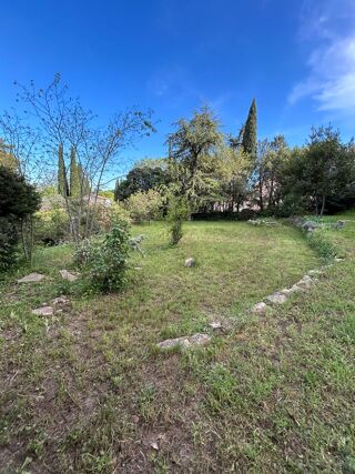  Terrain  vendre 885 m Nmes