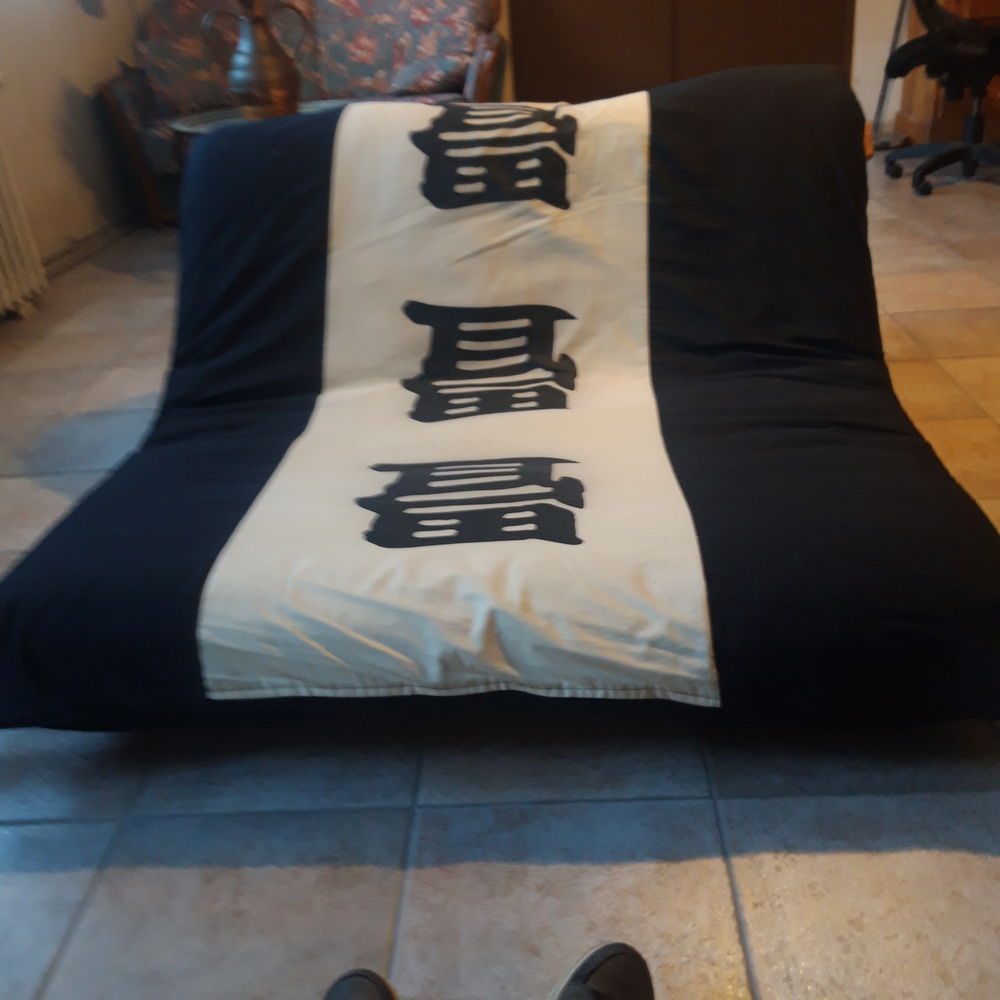 FUTON plus COUETTE Meubles
