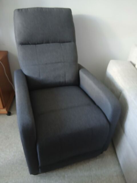 Vendre fauteuil relax m�canique en tissu 100 Canet Plage (66)