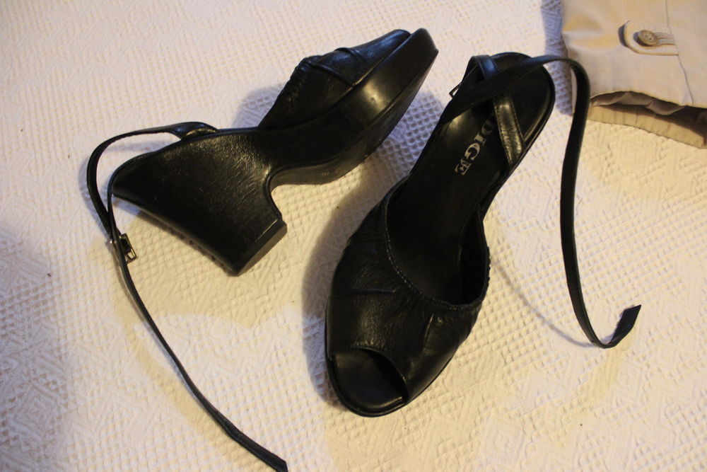 CHAUSSURES Chaussures
