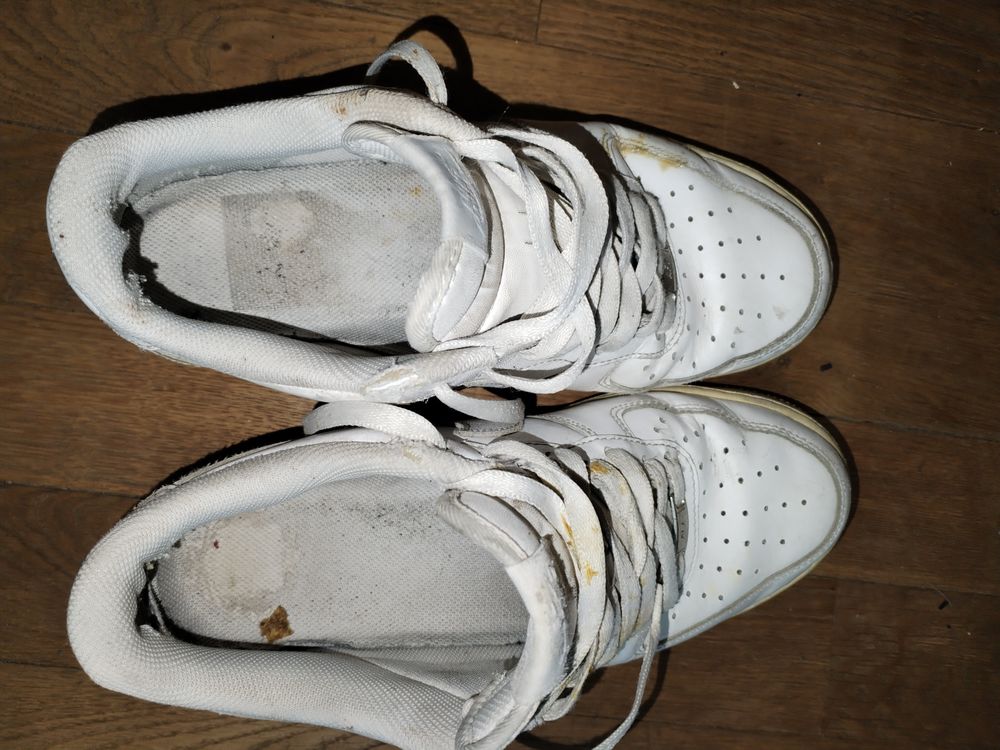 Nike air force 1 (taille 43)
Chaussures