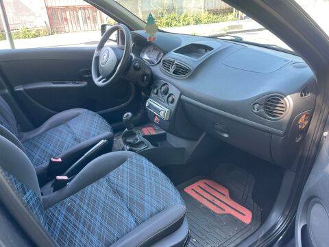 Renault clio iii estate clio 3 1.5 dci85 cv très tr&egrav