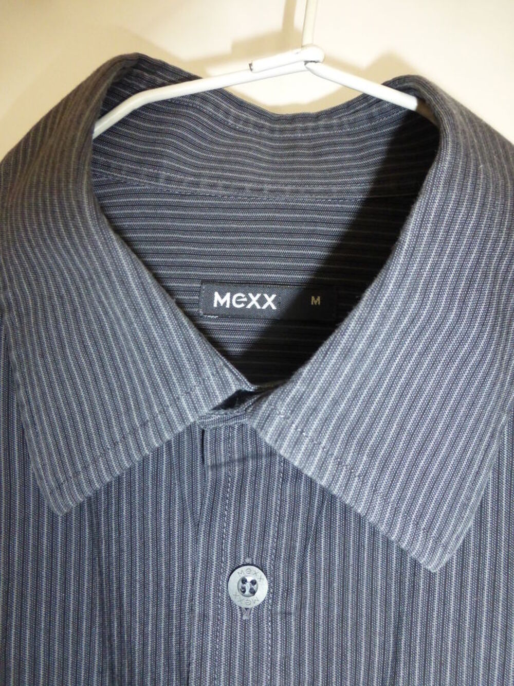 CHEMISE MEXX &agrave; rayures . M .
Vêtements