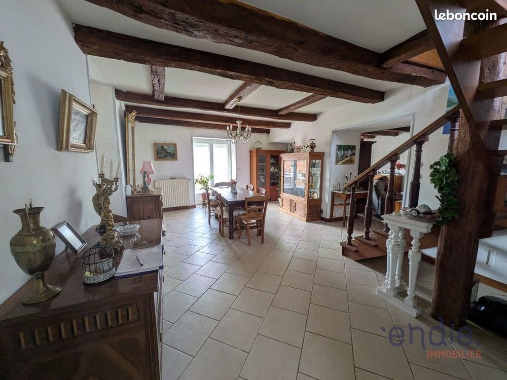 Vente Autre BAISSE DE PRIX - MAISON 220 m² sur 2500 m² Bèze