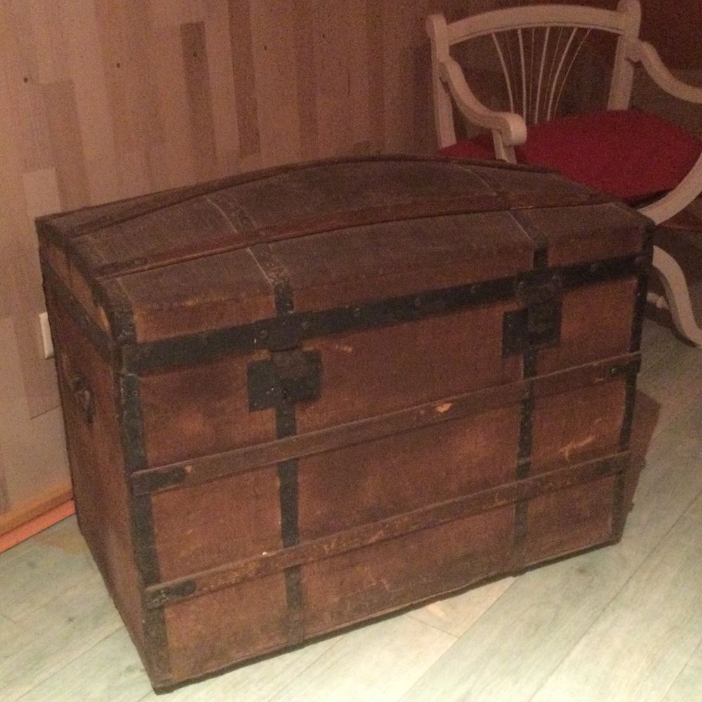 Divers meubles bois Meubles